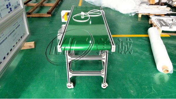 移動式皮帶輸送機 移動式皮帶輸送機